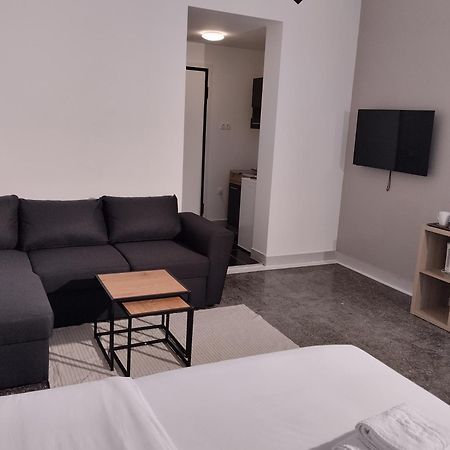 Pansea 12 Exclusive Suites Thessaloniki Buitenkant foto